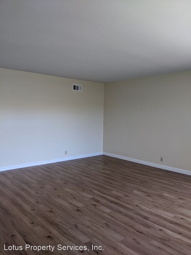 Foto del edificio - 10519 Arrington Ave