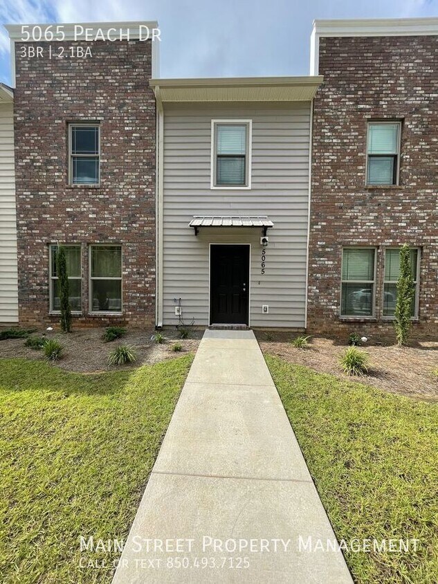 Primary Photo - 5065 Peach Dr