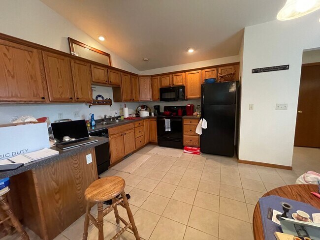 Building Photo - 149911 Wineberry Lane