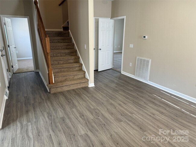 Foto del edificio - 918 Faye St