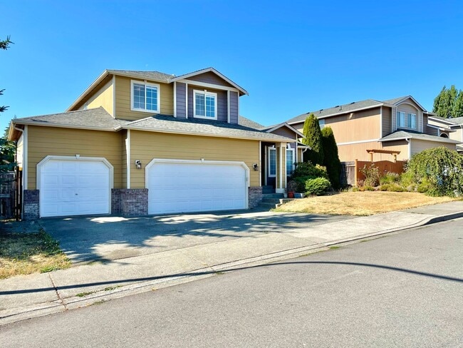 Building Photo - Great Home For Rent