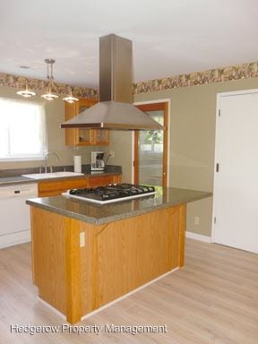 Building Photo - 4424 Summerfield Dr