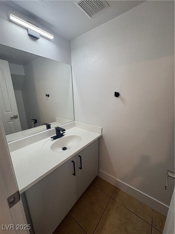 Building Photo - 8690 Horizon Wind Ave