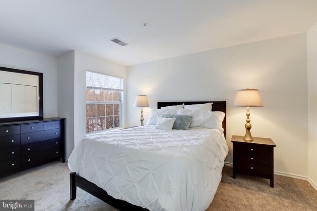 Building Photo - 18500 Boysenberry Dr