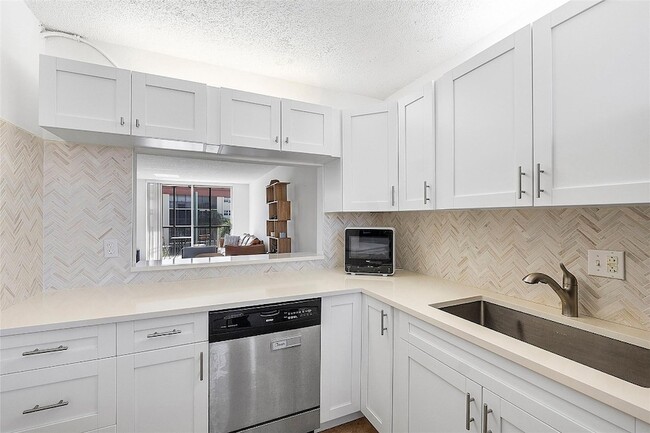 Photo - 5300 NE 24th Terrace Apartment