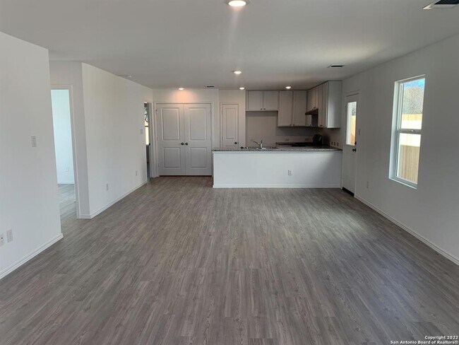 Building Photo - 9611 Littleton Grist
