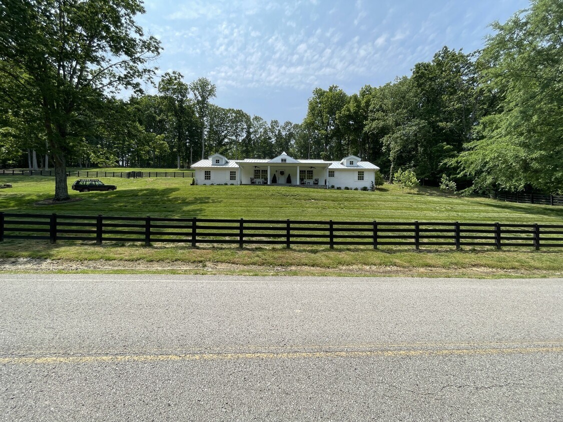 5934 Garrison Rd, Franklin, TN 37064 House for Rent in Franklin, TN