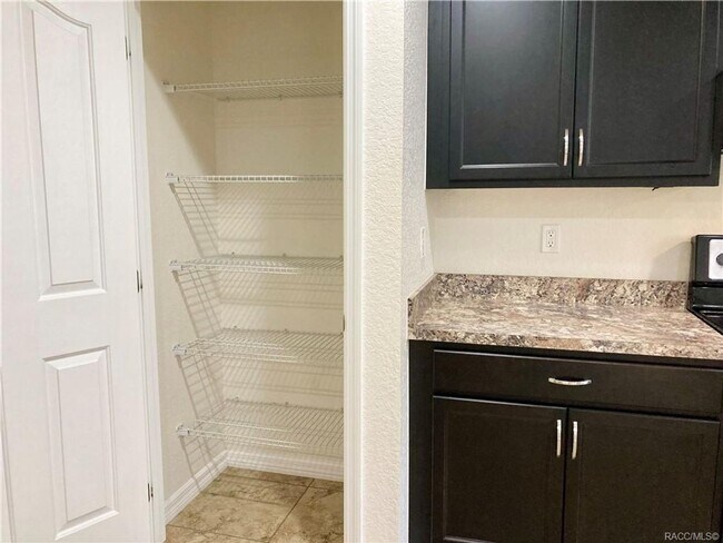 Foto del edificio - Crystal Manor 2 bedroom, 2 bath, 1 car garage home!