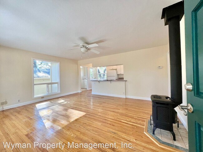 Foto del edificio - 2 br, 1 bath House - 359 Tobin Ave.