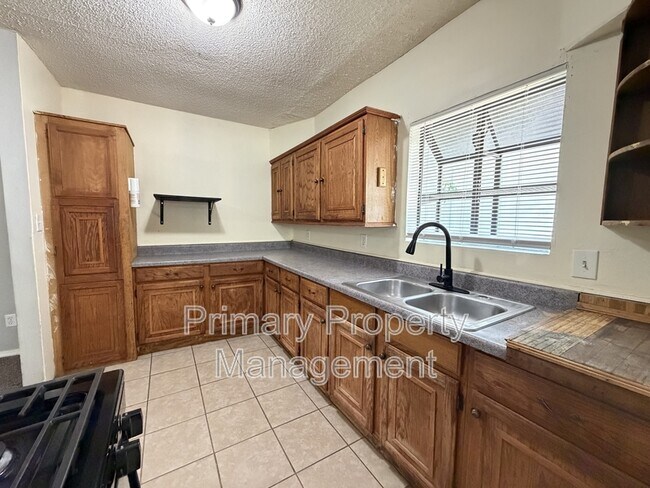 Foto del edificio - 3112 NW 14th St
