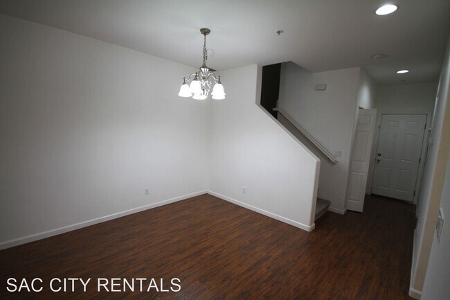 Building Photo - 3 br, 2.5 bath House - 8122 Crystal Walk C...
