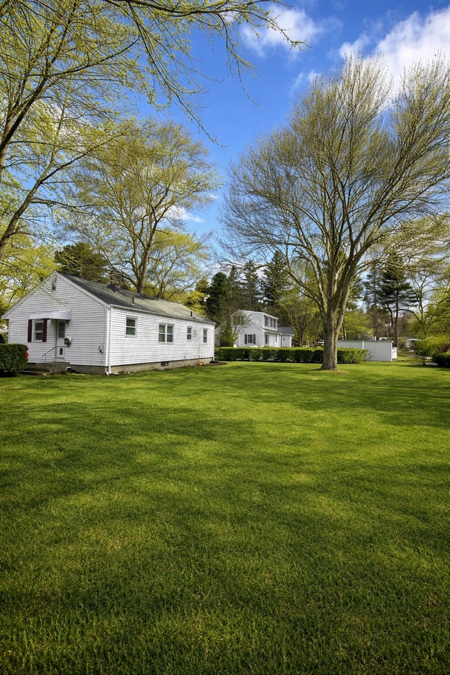 Foto del edificio - 9 Mulberry Ln