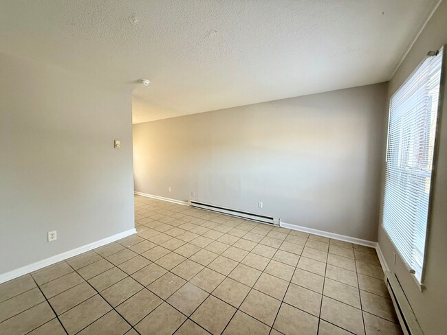 Photo - 1132 Montcalm St Townhome