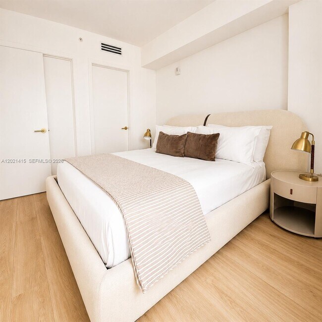 Foto del edificio - 90 NE 32nd St