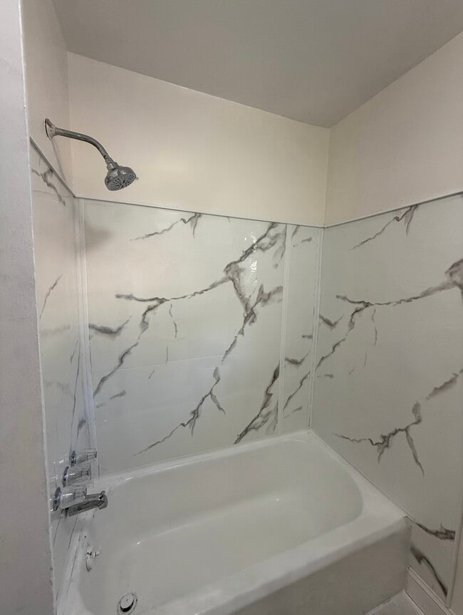 Foto del edificio - 410 W 46th St