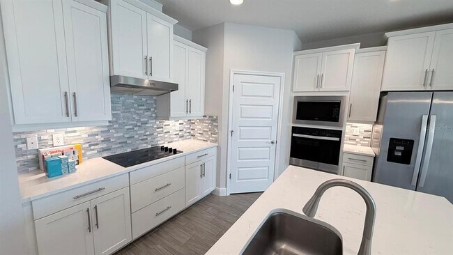 Foto del edificio - 17834 Adrift Rd