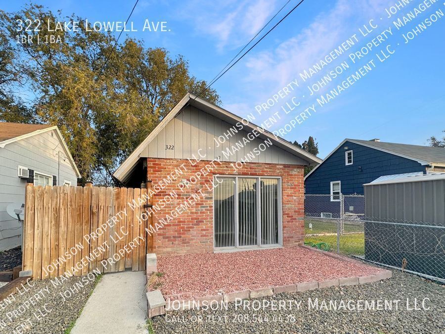 Foto principal - Quaint Nampa Cottage Home with W/D Included!