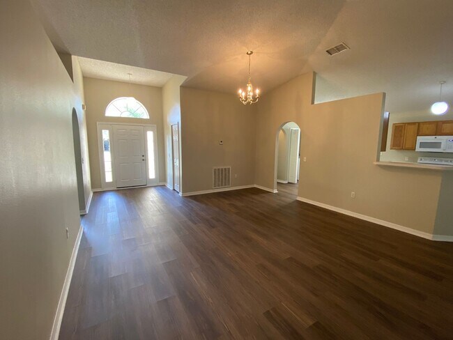 Foto del edificio - Home for rent
