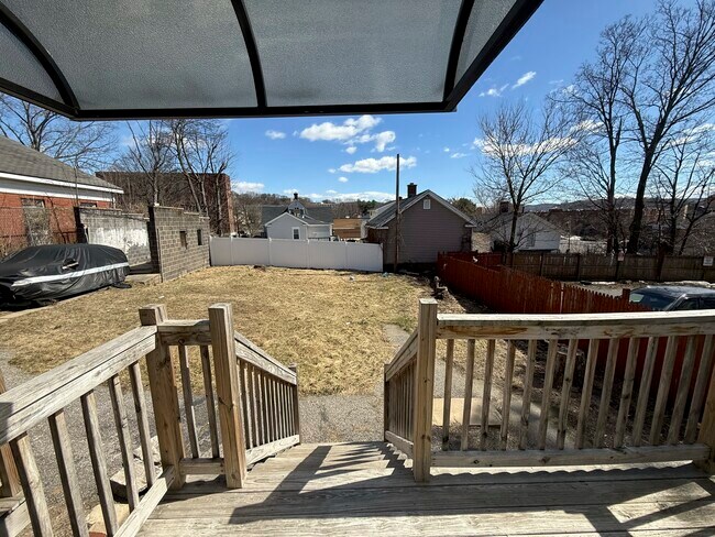 Foto del edificio - 44 Linden St