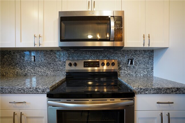 Foto del edificio - 456 E Granite Ave