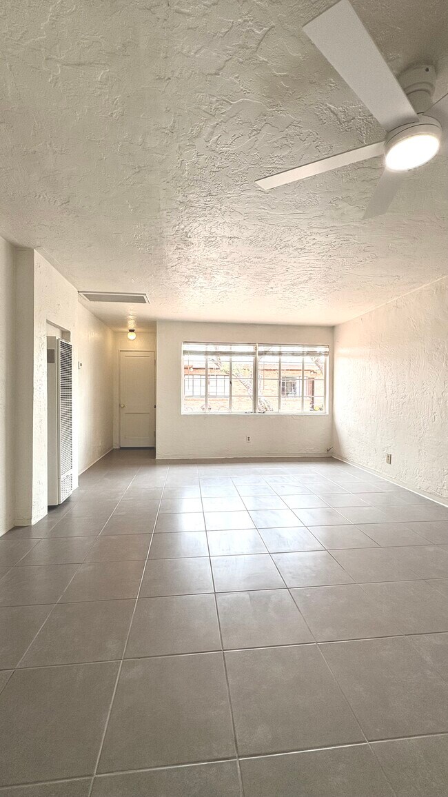 Building Photo - 2336 N Richey Blvd