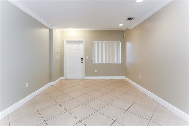 Foto del edificio - 4942 SW 66th Terrace