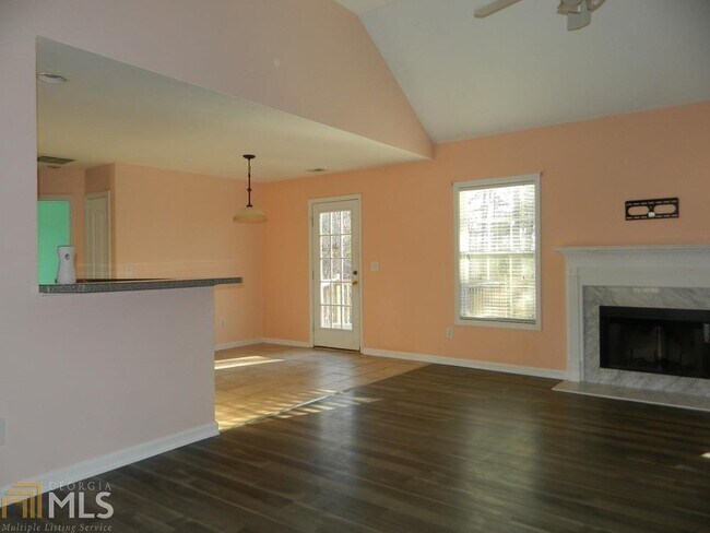 Building Photo - 295 Oakleigh Ln