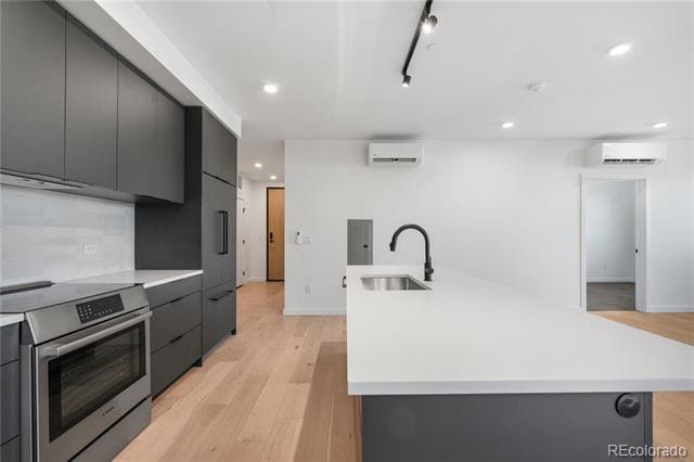 Building Photo - 1601 Park Ave