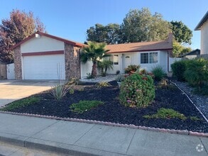 Building Photo - 615 Canvasback Dr