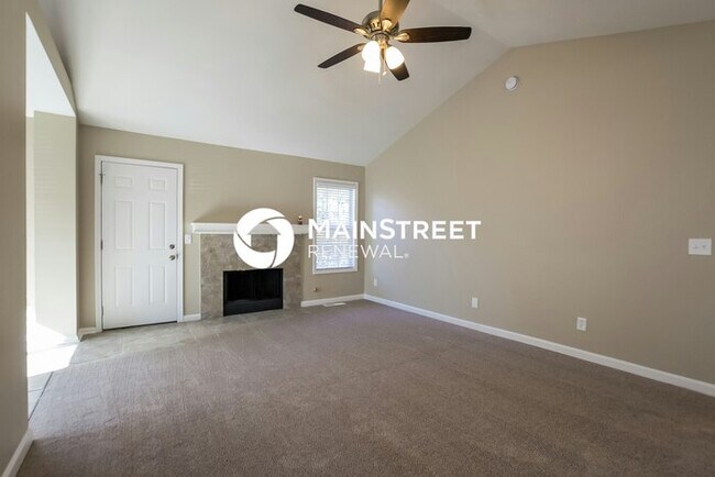 Foto del edificio - 4 Bedroom Pet-Friendly Home in Douglasvill...