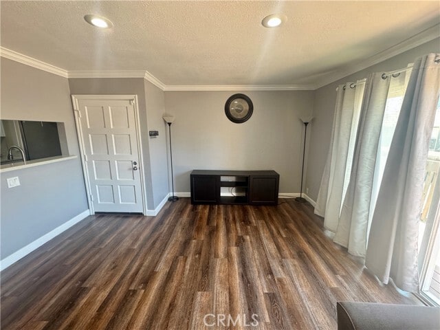 Building Photo - 1090 Cabrillo Park Dr