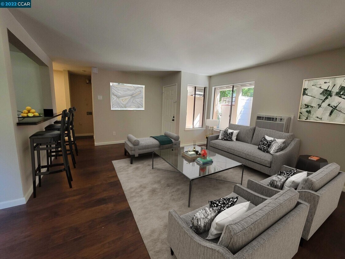 Primary Photo - 3 Lancaster Cir