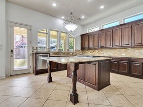 Building Photo - 28003 Iberville Glen Dr