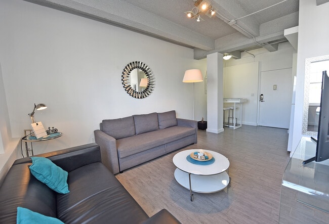 Building Photo - Edwards Apartments