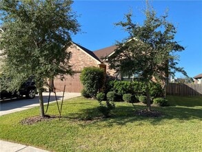 Building Photo - 14428 Lake Victor Dr