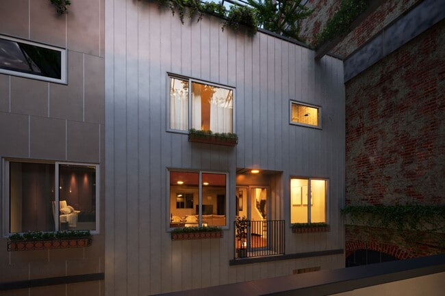 Building Photo - 1221 Mt Vernon St