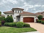 Foto principal - Luxury Coach Home with Pool in Fiddlers Creek