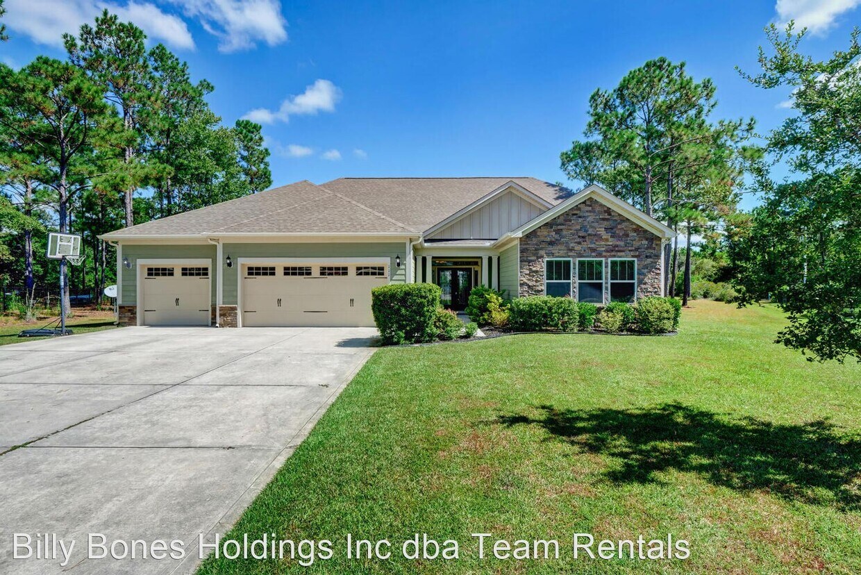 5 br, 3.5 bath House 111 Teal Court House Rental in Sneads Ferry