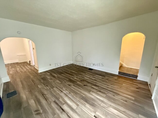 Foto del edificio - 895 Beardsley St