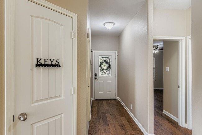 Foto del edificio - 1003 Sunny Meadows Loop