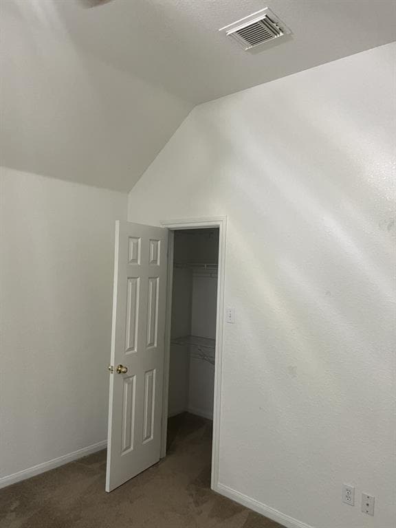 Building Photo - 13433 Hidden Valley Dr