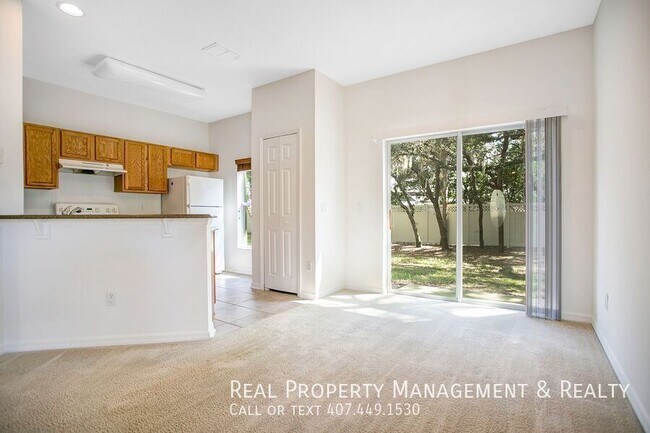 Building Photo - 3 BR / 2.5 BA Townhouse In Devon Place