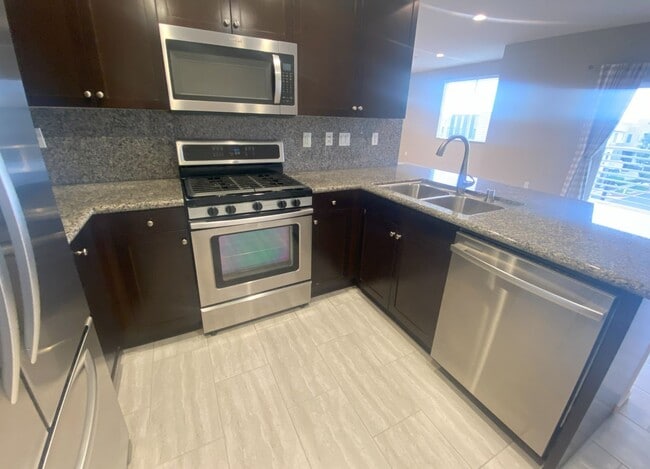 Foto del edificio - 13024 Union Ave