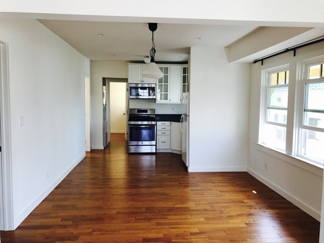 Dining Room to Kitchen - 120 35th St