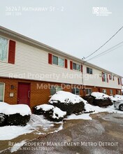 Building Photo - 36247 Hathaway St