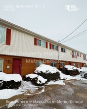 Building Photo - 36247 Hathaway St