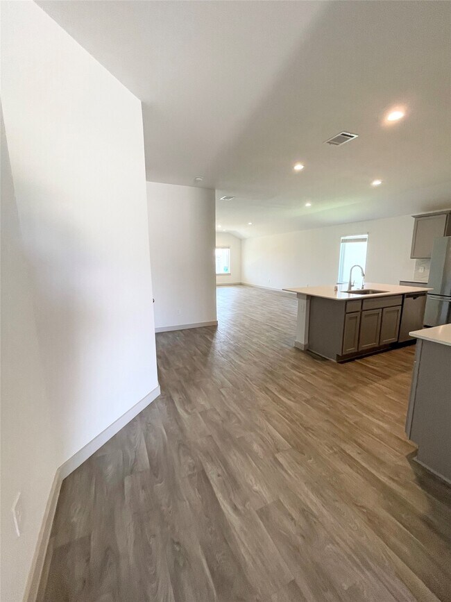 Building Photo - 1830 Plantation Pl
