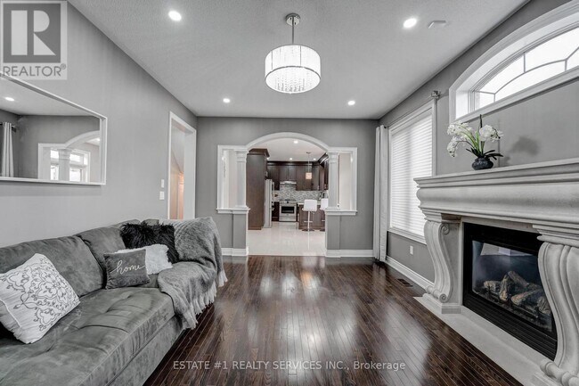 Building Photo - 20 Maybeck Dr