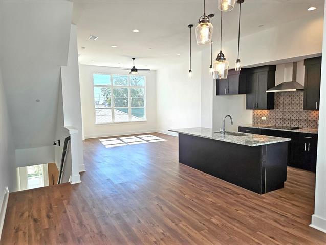 Foto del edificio - 13325 Bee St