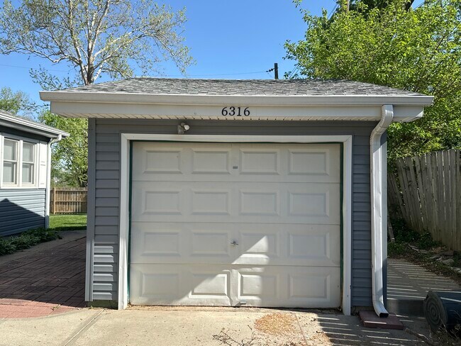 Building Photo - 6316 Ogden St